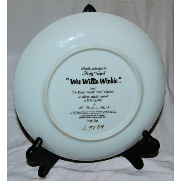 Vintage Danbury Mint - SHIRLEY TEMPLE Collector Plate - "Wee Willie Winkie" - Picture 2 of 2